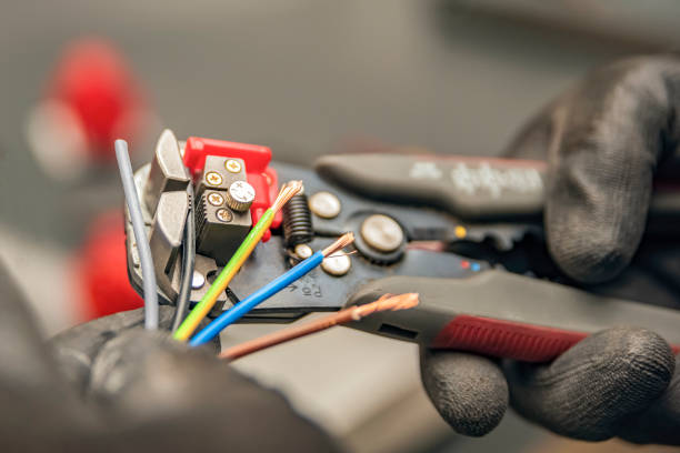 Best Affordable Emergency Electrician  in Thomasboro, IL